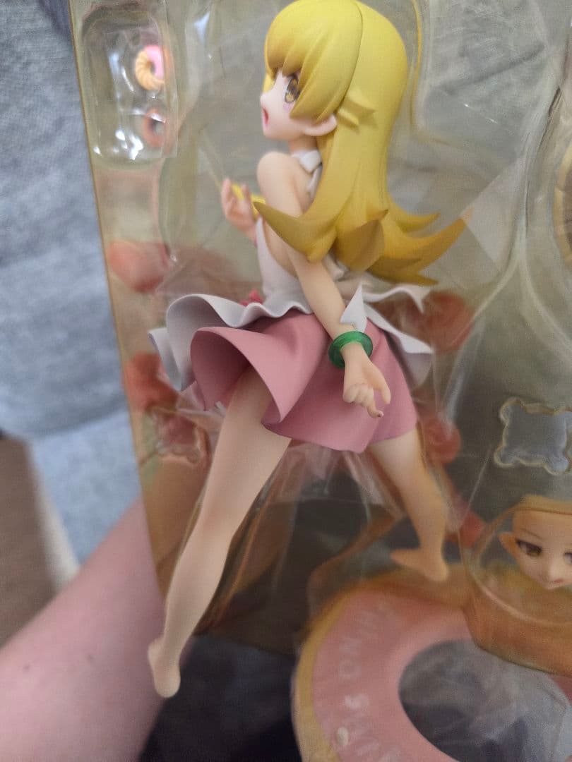 ALTER NISEMONOGATARI 忍野忍 1/8フィギュア