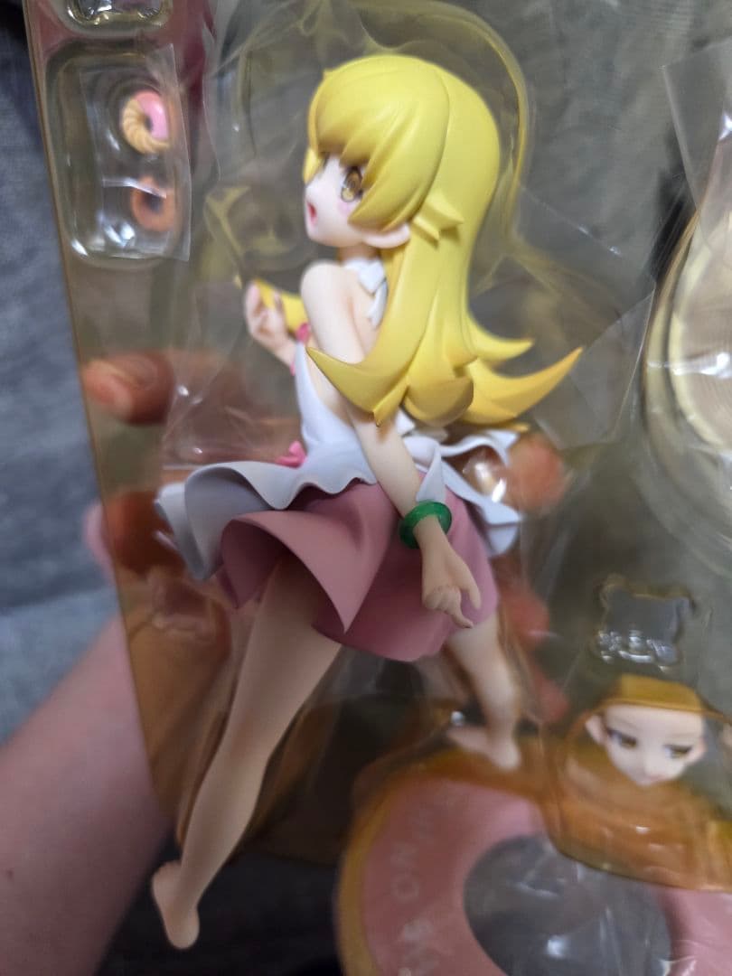 ALTER NISEMONOGATARI 忍野忍 1/8フィギュア