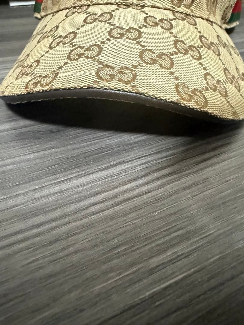 GUCCI グッチ　GGキャンバス　ベースボールキャップ