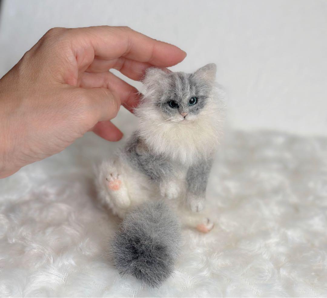 g*い様 羊毛フェルト　猫ブローチ　MinoA