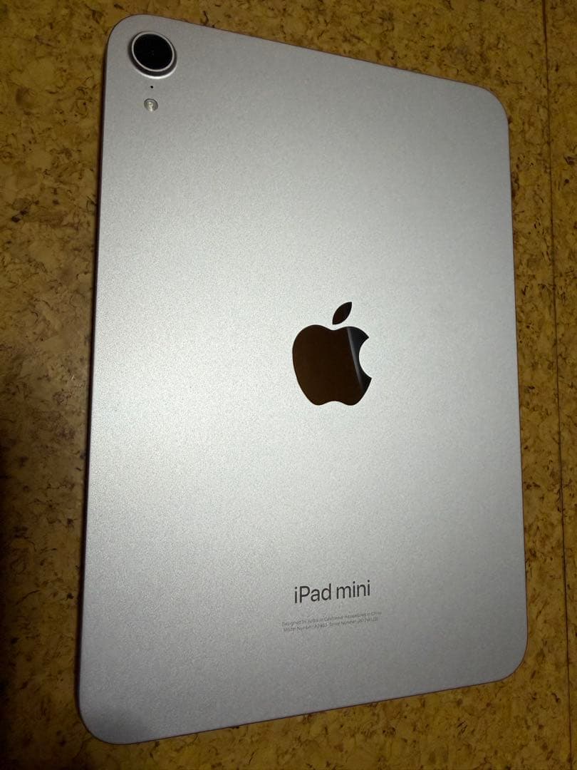 美品　iPad mini A17 pro