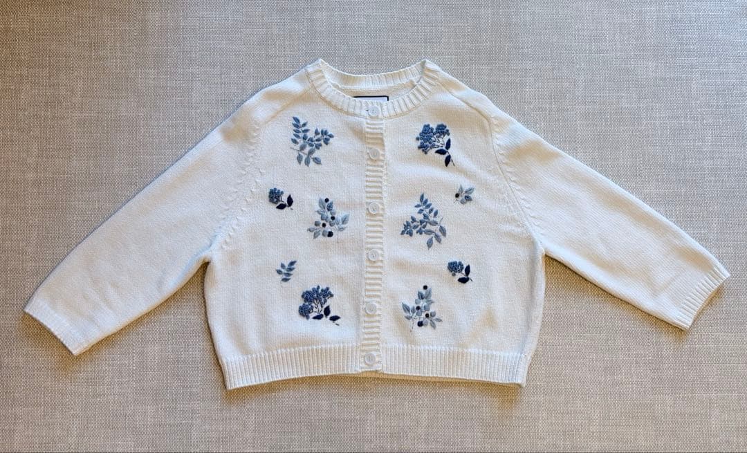SEVEN TEN フラワー手刺繍カーディガン 白×青 完売