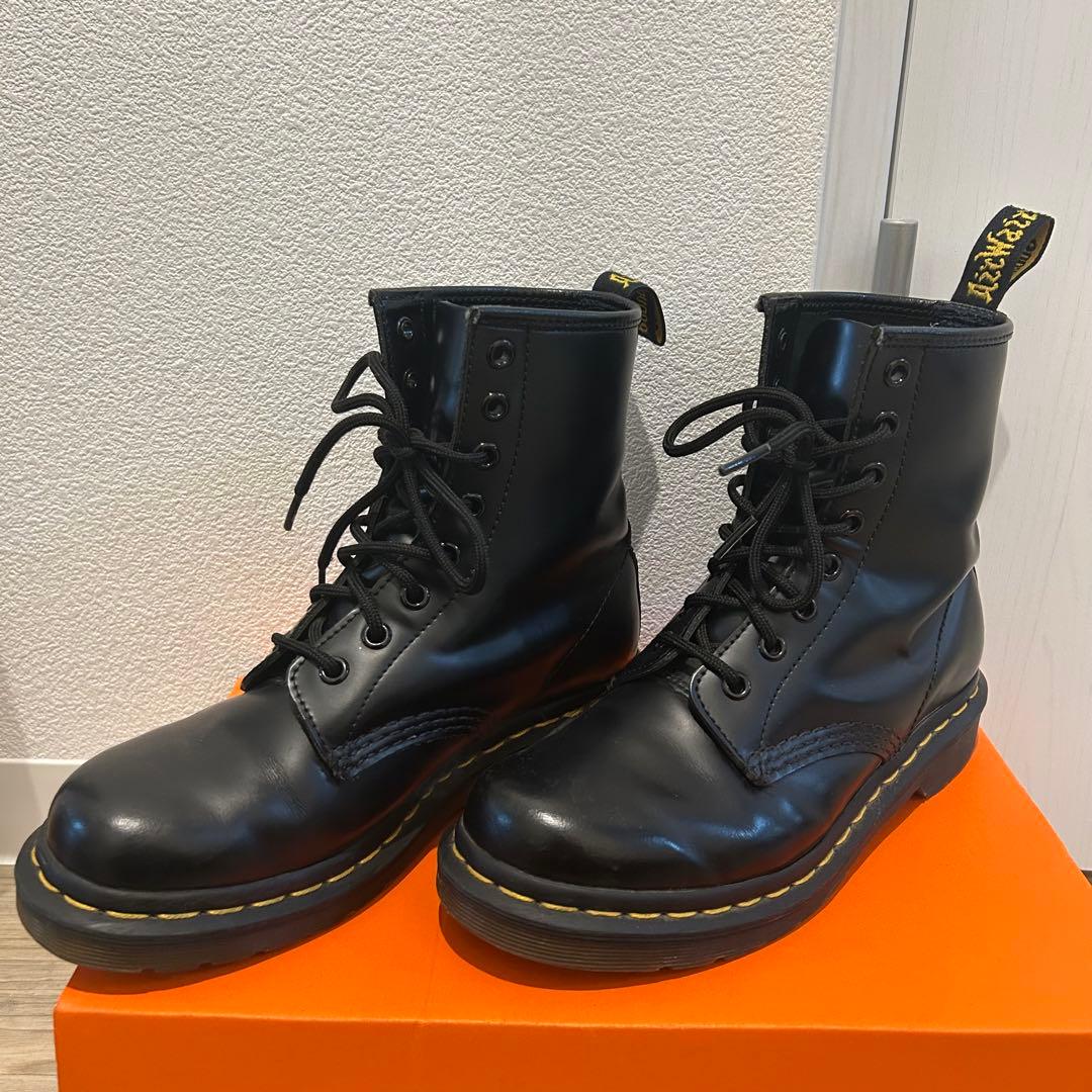Dr.Martens ドクターマーチン 1460 8 ホールブーツ　uk4