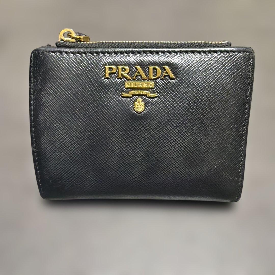 ごま@フォロー割実施中✨さん 専用　PRADA ブラック 二つ折り財布
