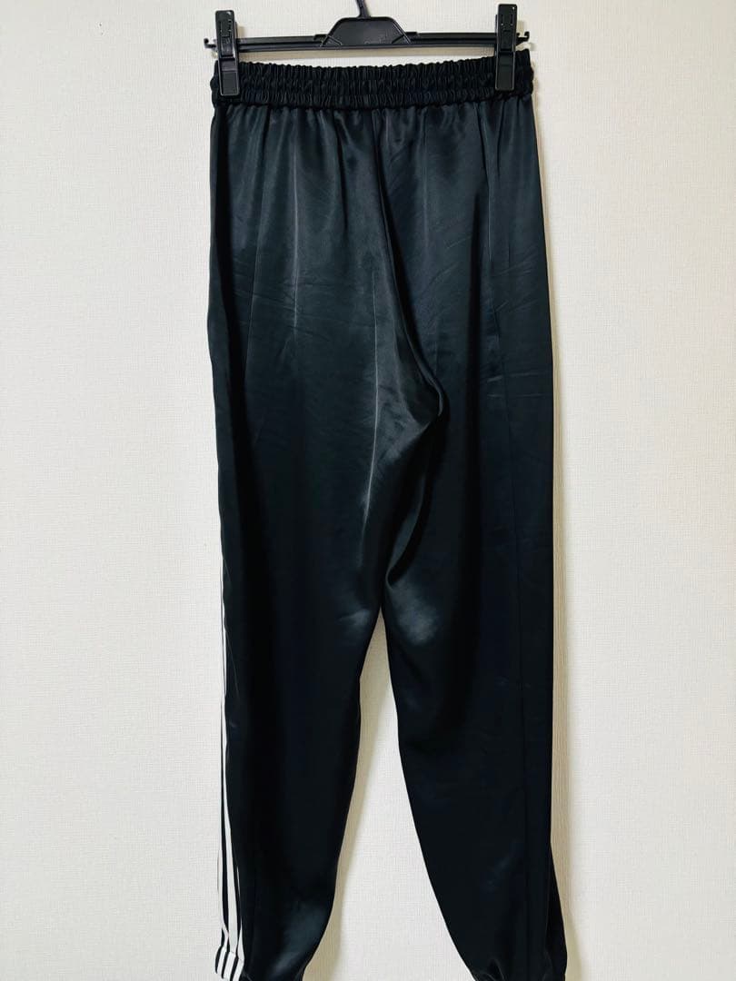 パンツ Y-3 TECH SILK 3-STRIPES CUFFED PANTS