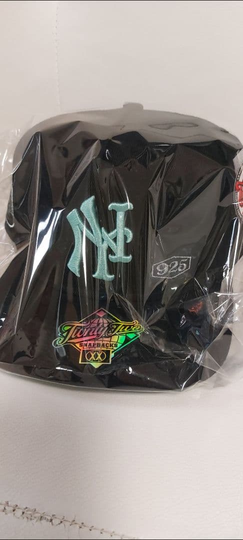新品未使用☆TWNTY TWO NY TIFFANY SNAPBACK CAP☆