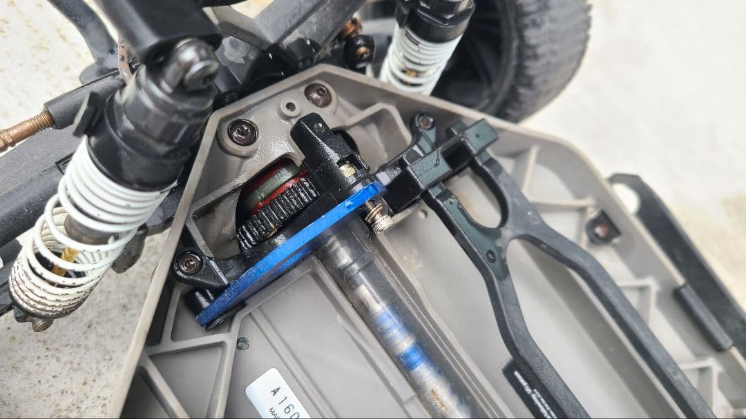 トラクサススラッシュ4x4(タミヤ、京商、ヨコモ、アルマ、アソシ、双葉)