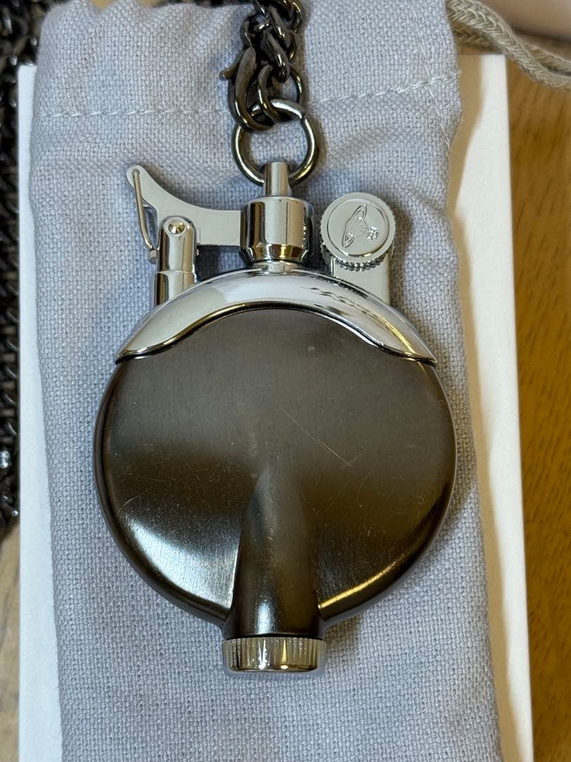 Vivienne Westwood チェーン付オイルライター