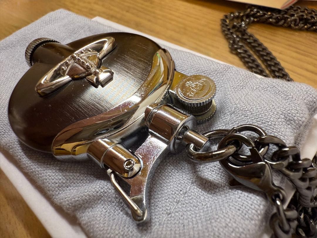 Vivienne Westwood チェーン付オイルライター