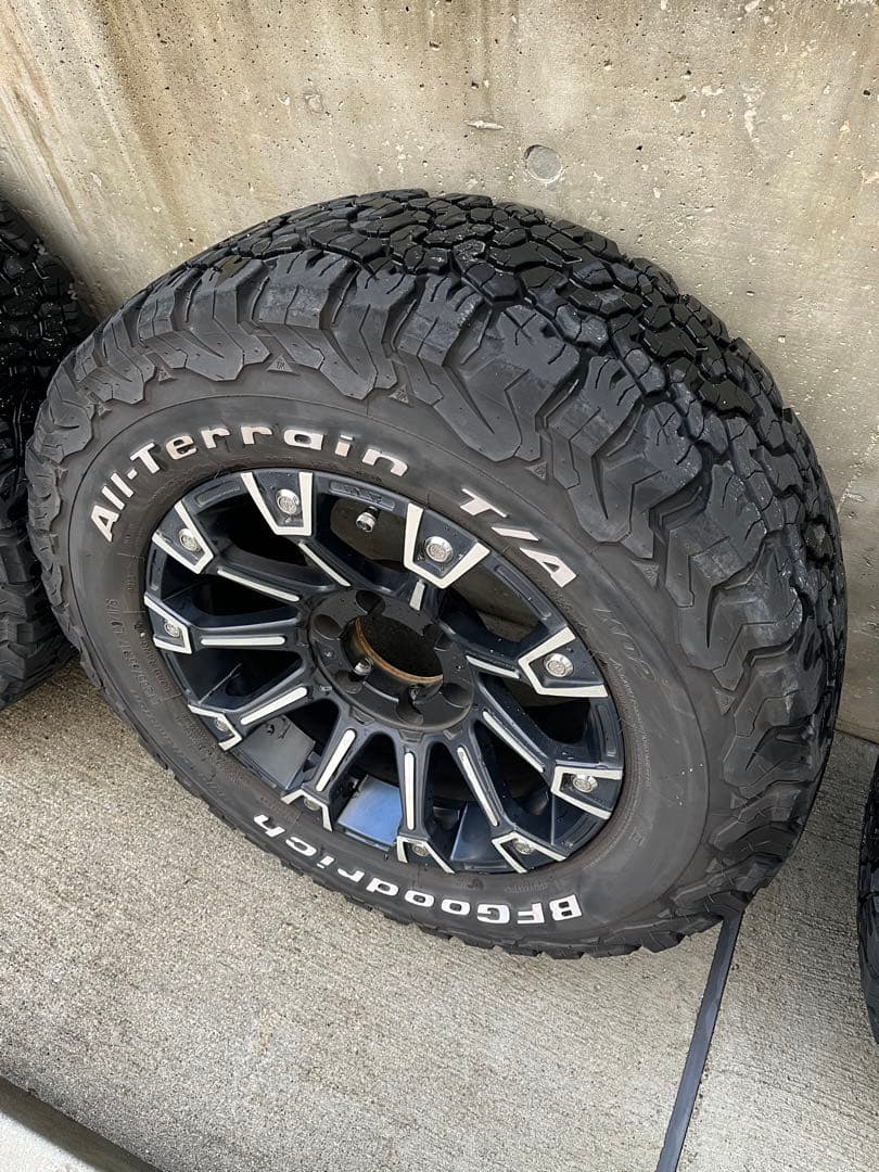 マーテルギア モンスター 17インチ　 BFGoodrichタイヤホイールセット
