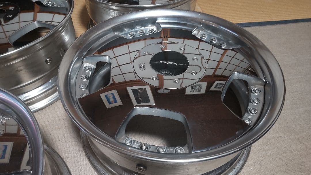 ユーロライン メッキ 17インチ7J +28 PCD114.3
