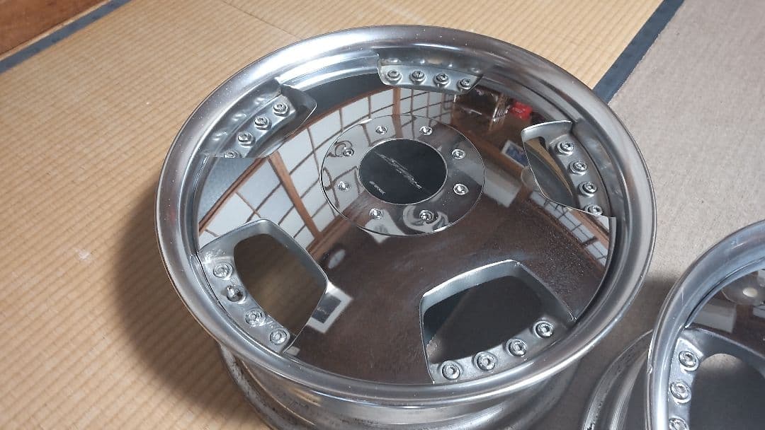 ユーロライン メッキ 17インチ7J +28 PCD114.3