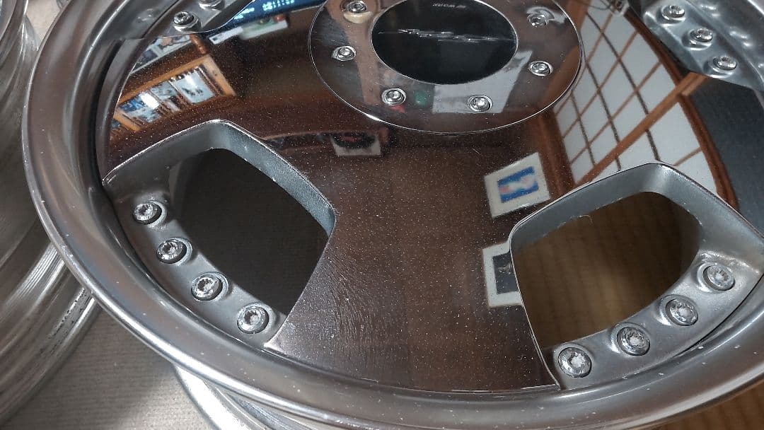 ユーロライン メッキ 17インチ7J +28 PCD114.3