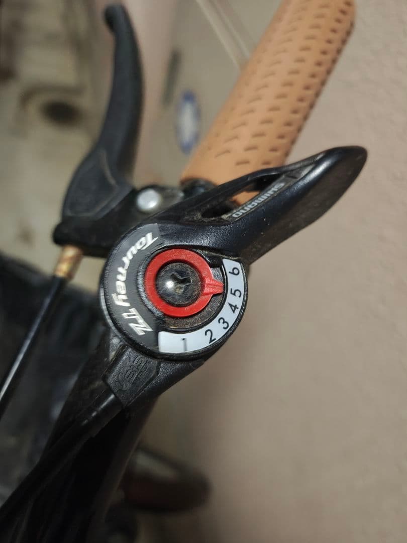 ギア付き折りたたみ自転車　ワインレッド