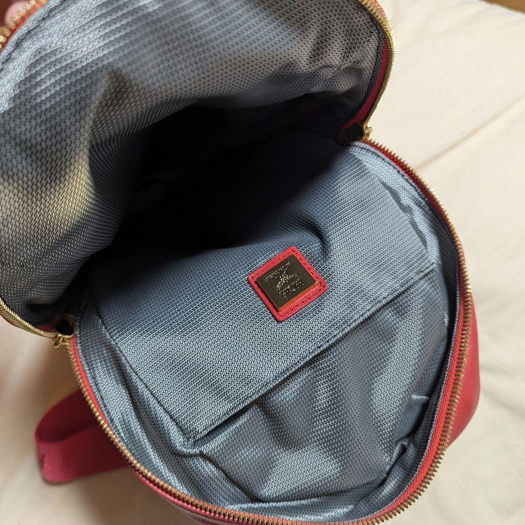 MCM SLING MED STARK　ボディバッグ　ピンク