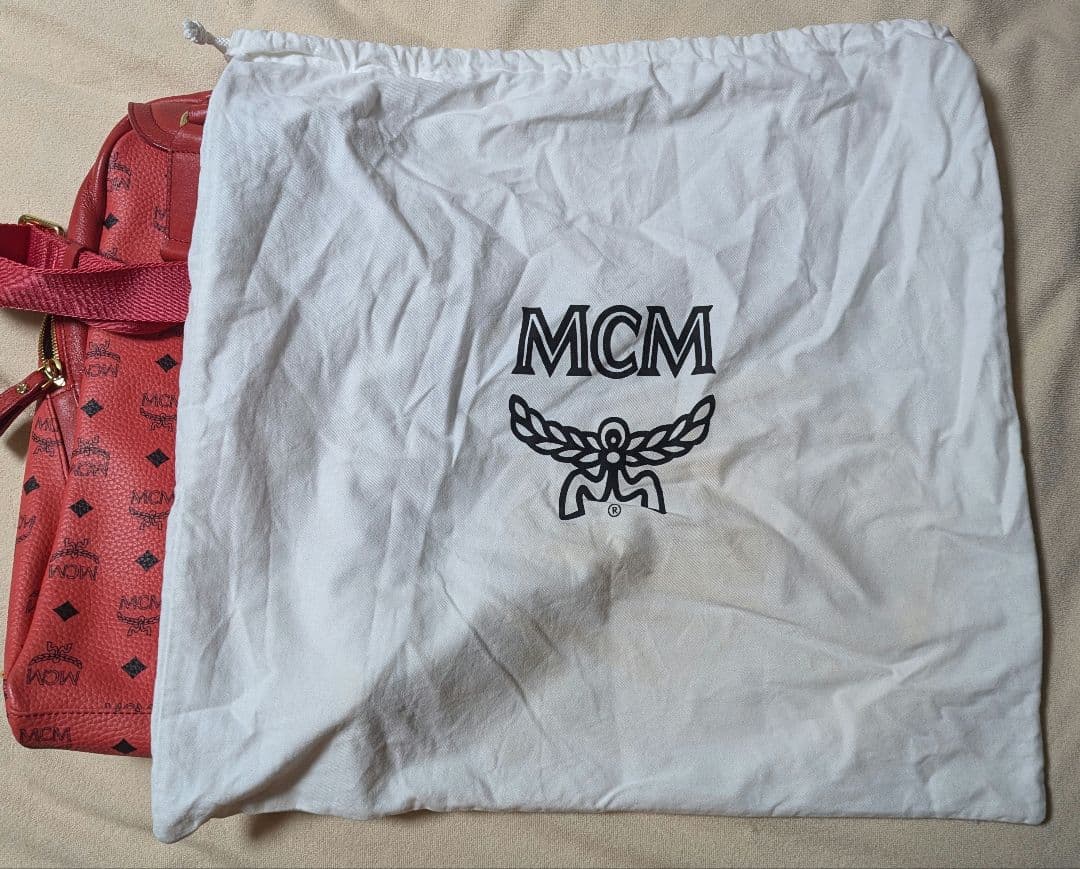 MCM SLING MED STARK　ボディバッグ　ピンク