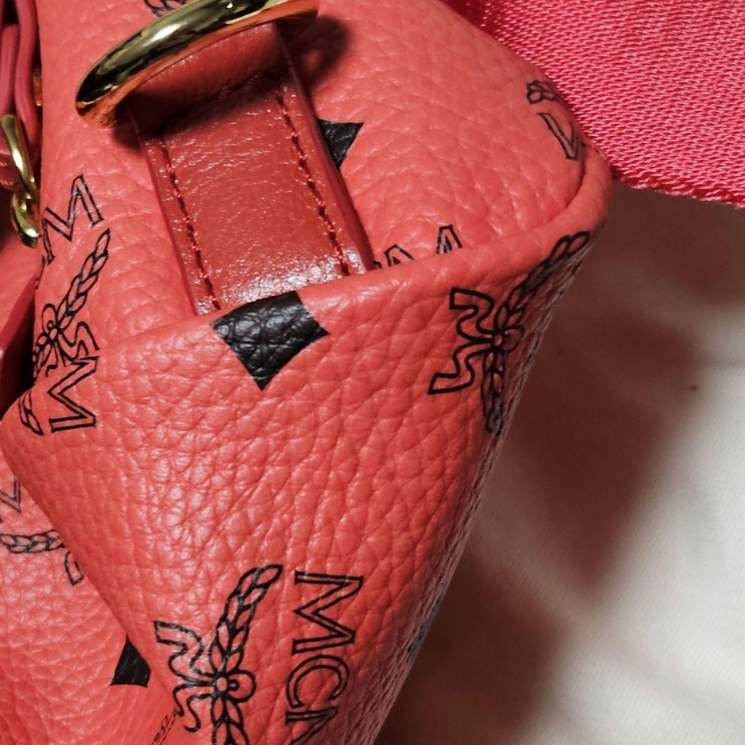 MCM SLING MED STARK　ボディバッグ　ピンク