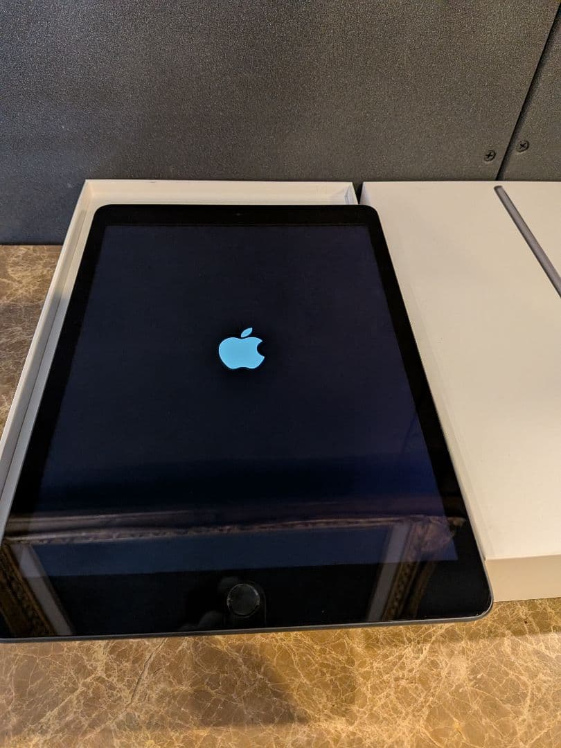 iPad 第9世代 Wi-Fi 64GB スペースグレイ A2602 本体