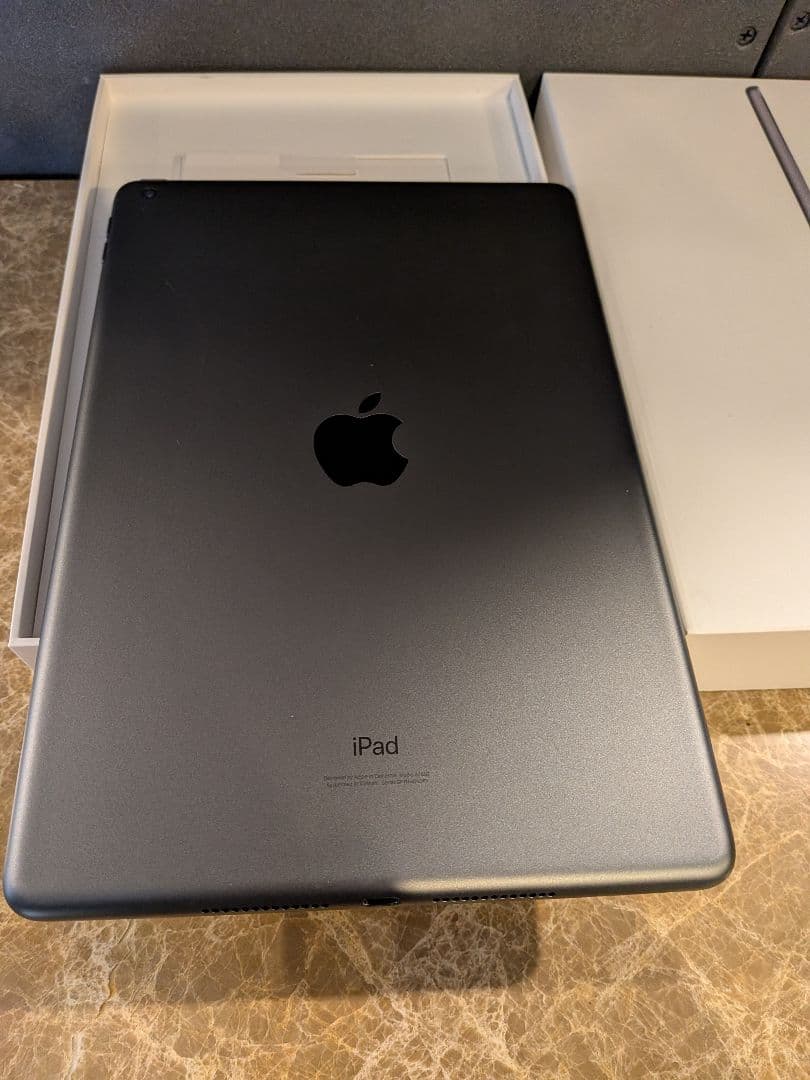 iPad 第9世代 Wi-Fi 64GB スペースグレイ A2602 本体