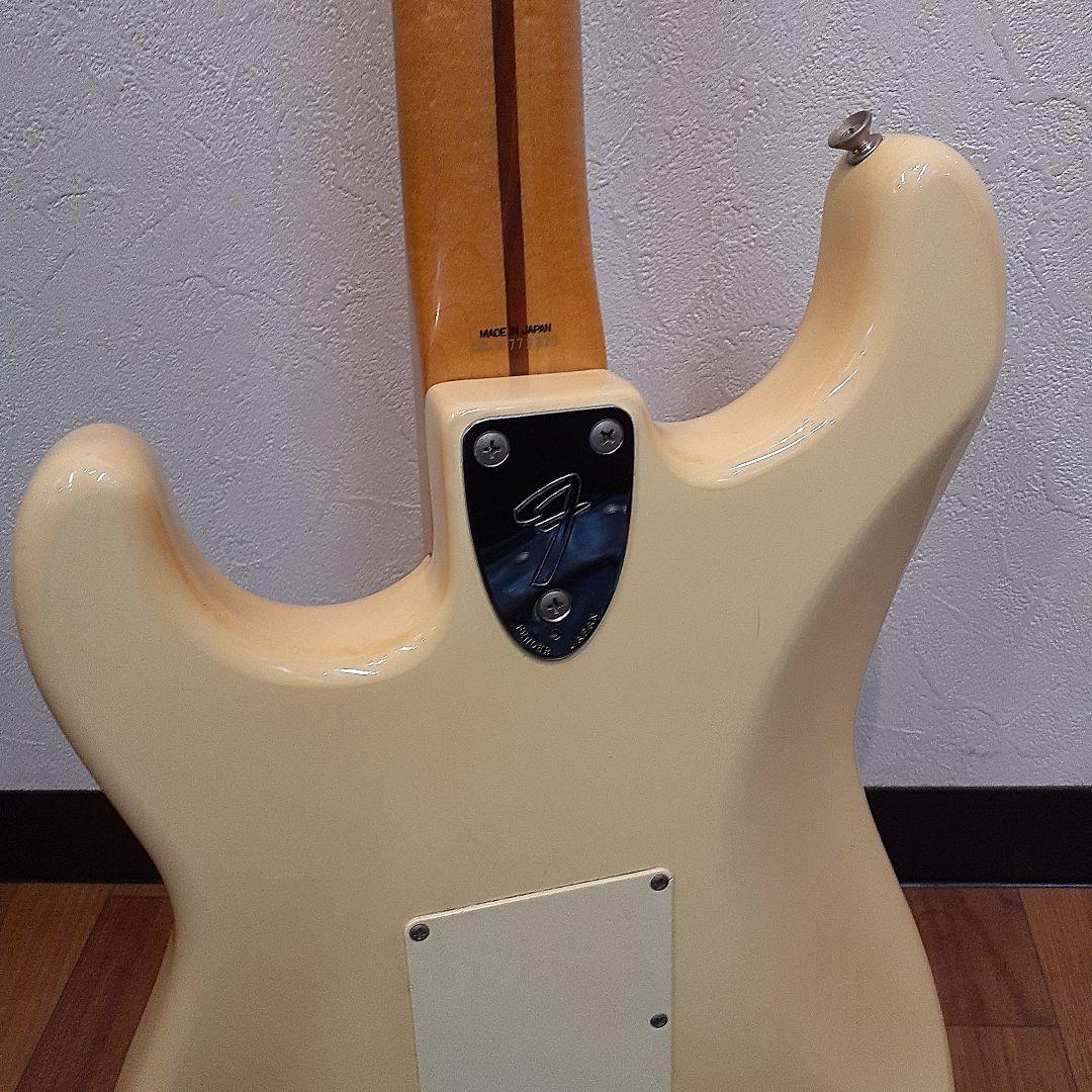 Fender Japan ストラトキャスター　Eシリアル