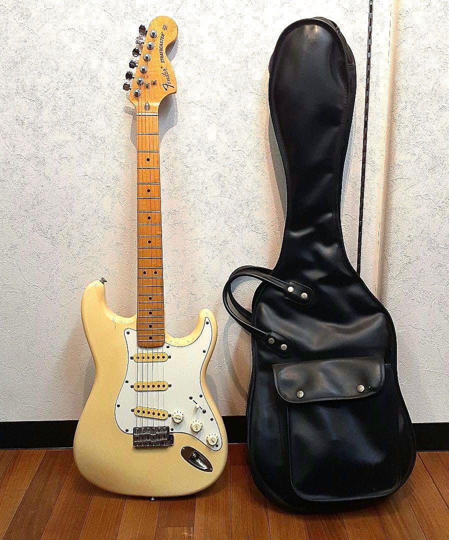 Fender Japan ストラトキャスター　Eシリアル