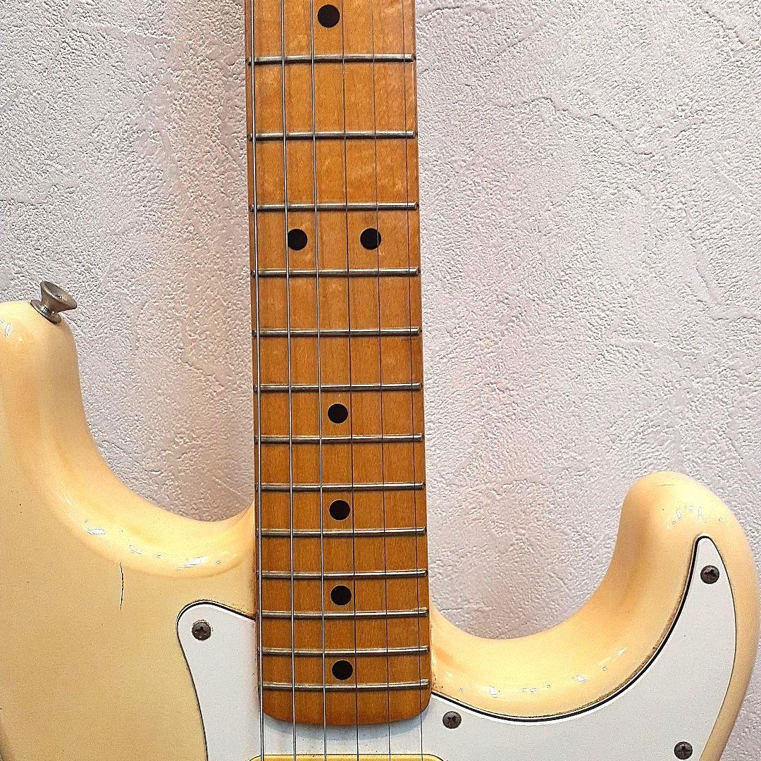 Fender Japan ストラトキャスター　Eシリアル