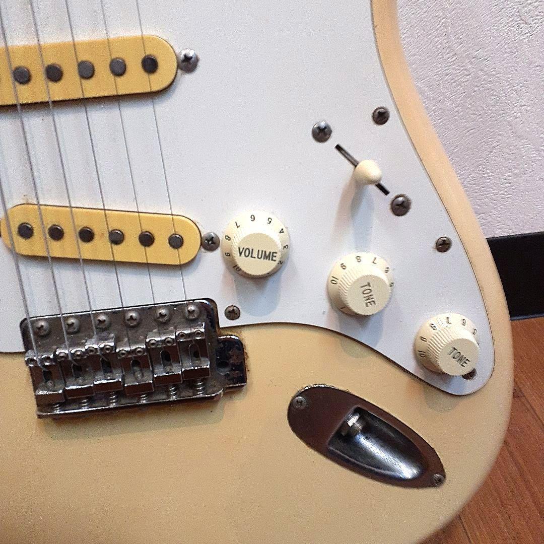 Fender Japan ストラトキャスター　Eシリアル