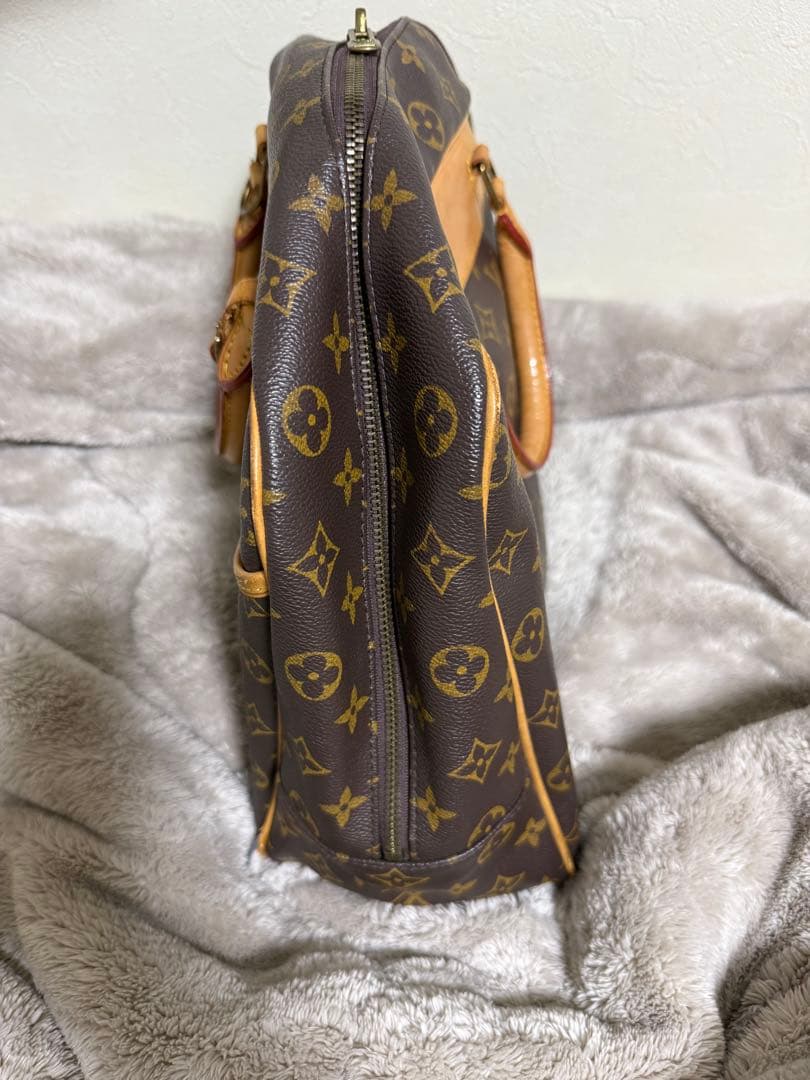 LOUIS VUITTON モノグラム トゥルーヴィル ハンドバック