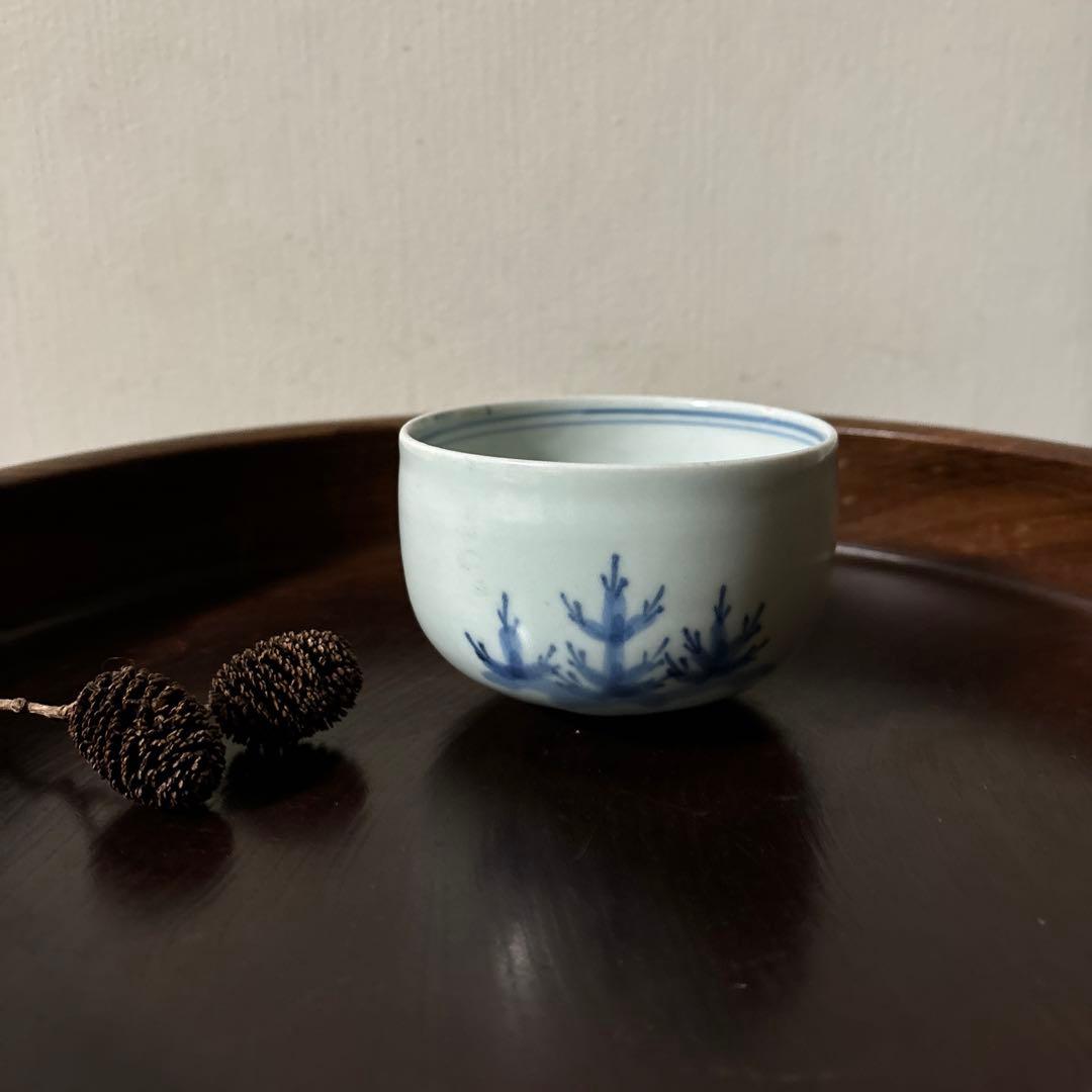 古伊万里染付松文　ころ茶碗　1点　湯呑　江戸時代　アンティーク　白磁　検:李朝