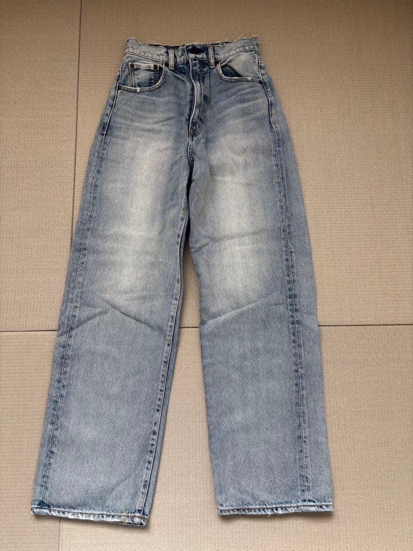 MOUSSY HW DAMAGE LOOSE STRAIGHT/デニムパンツ26
