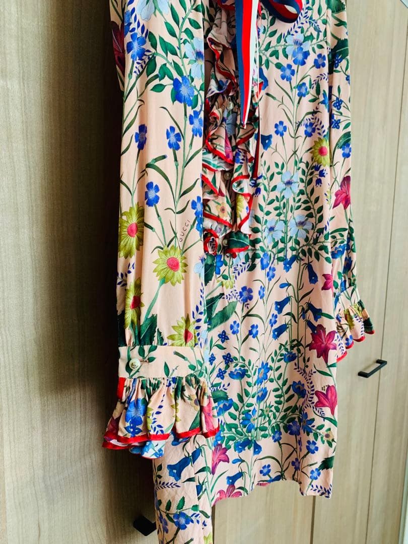 GUCCIグッチ花柄ワンピースシルク100%