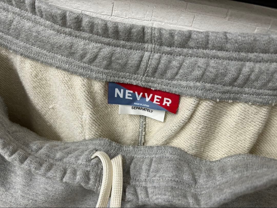 NEVVERスウェットパンツLサイズ