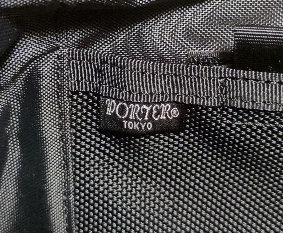 【超美品】PORTER　HEAT　ヒート　メッセンジャーバッグ S　マグライト付