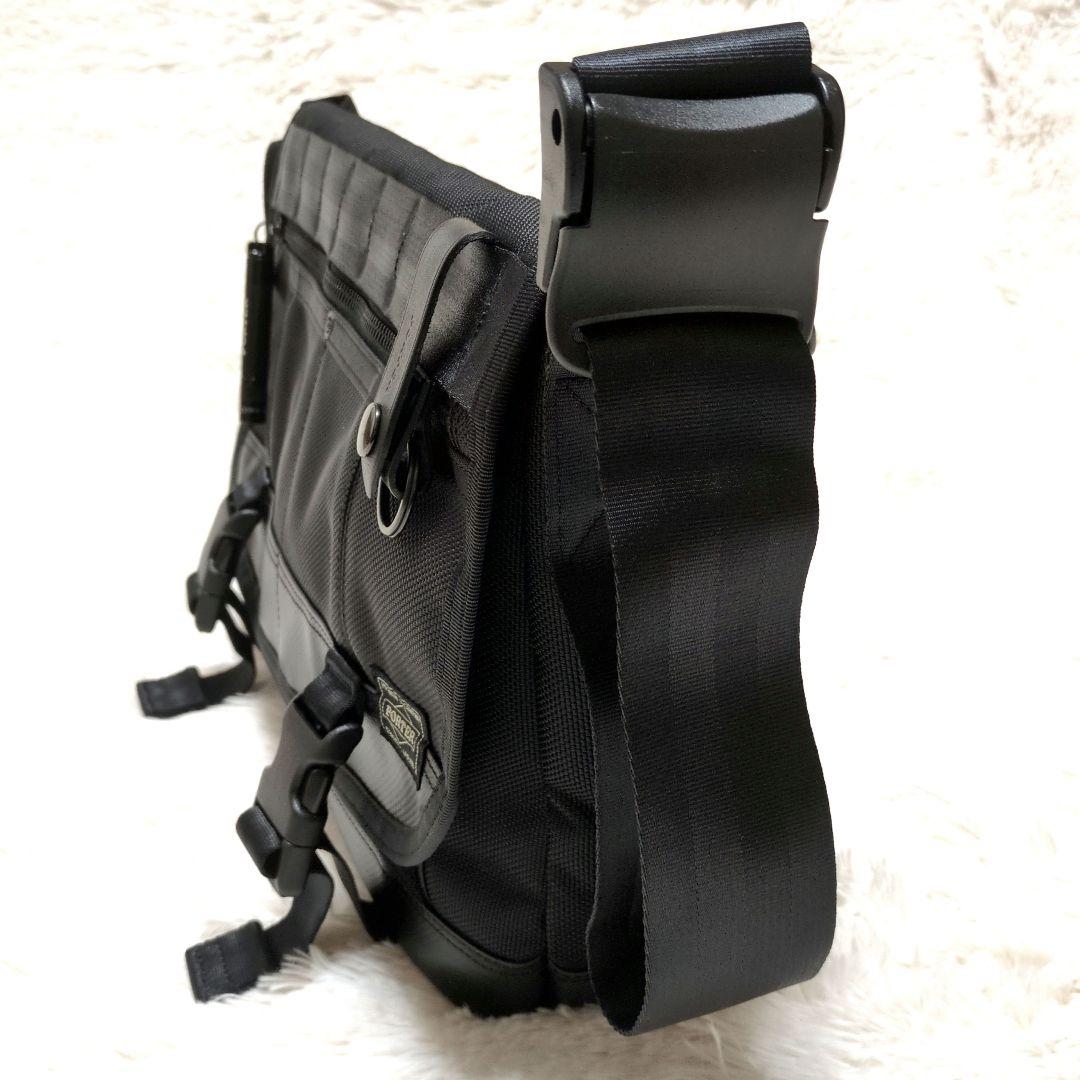【超美品】PORTER　HEAT　ヒート　メッセンジャーバッグ S　マグライト付