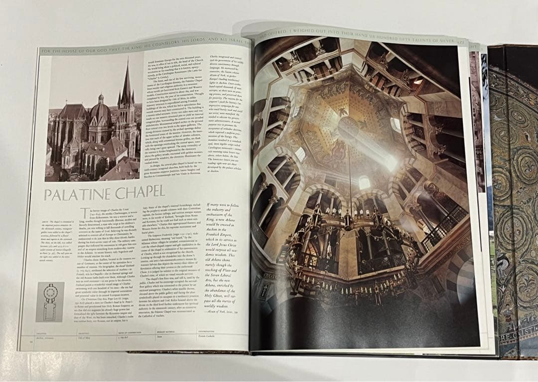 Churches by Judith Dupré 教会写真と解説