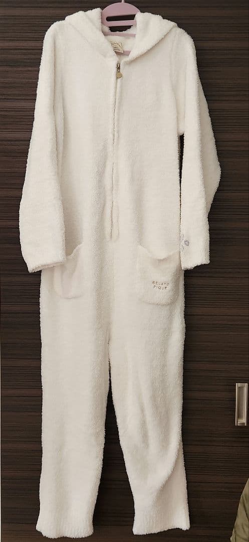【美品☆】ジェラートピケ　ルームウェア　シロクマロンパース大人用　Fサイズ