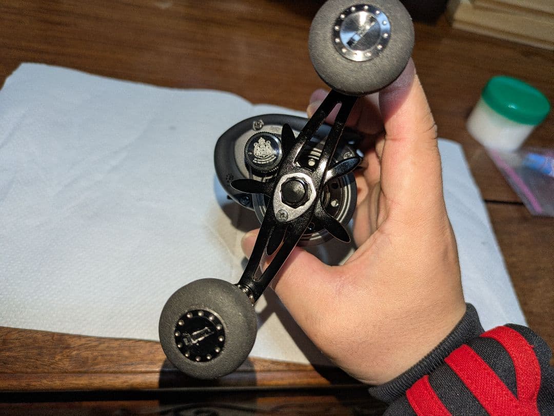アブガルシア レボビースト40 REVO BEAST 40 右ハンドル　本体のみ