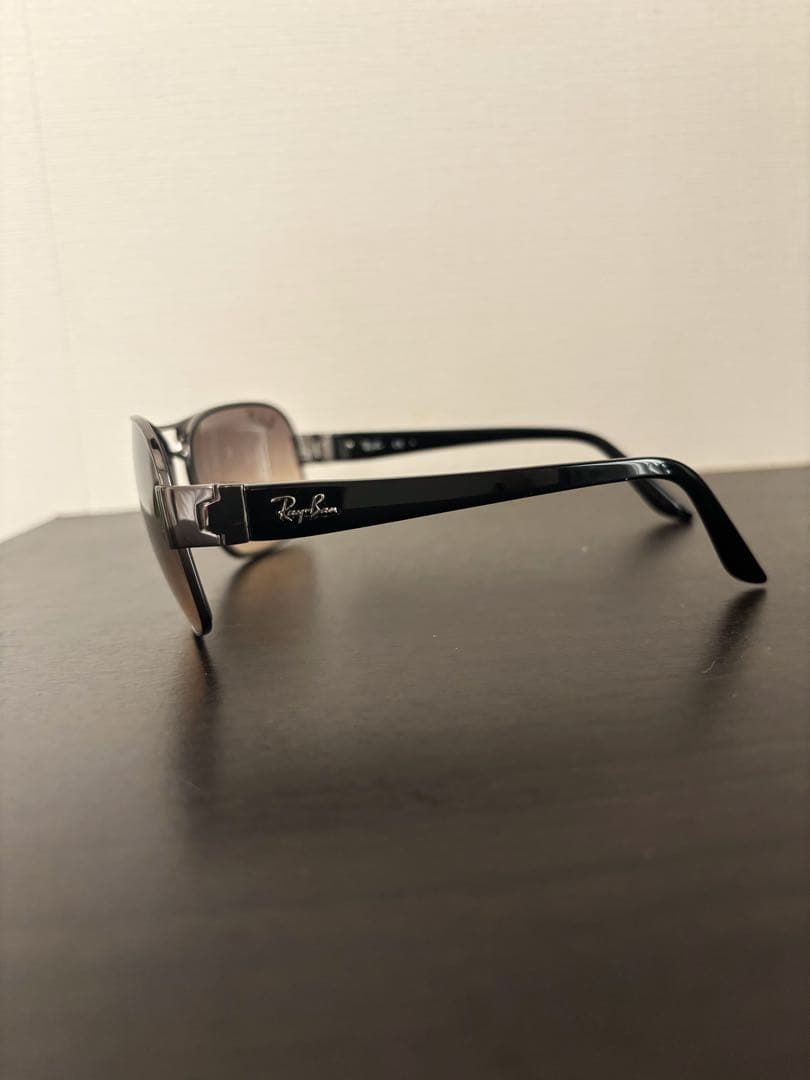Ray-Ban ブラウンレンズ スクエアサングラス