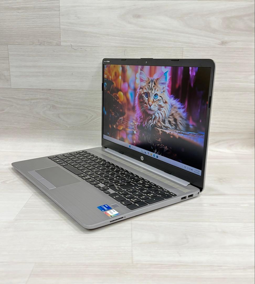 11世代　HP ノートPC/Corei5/16GB/SSD-256GB フルHD