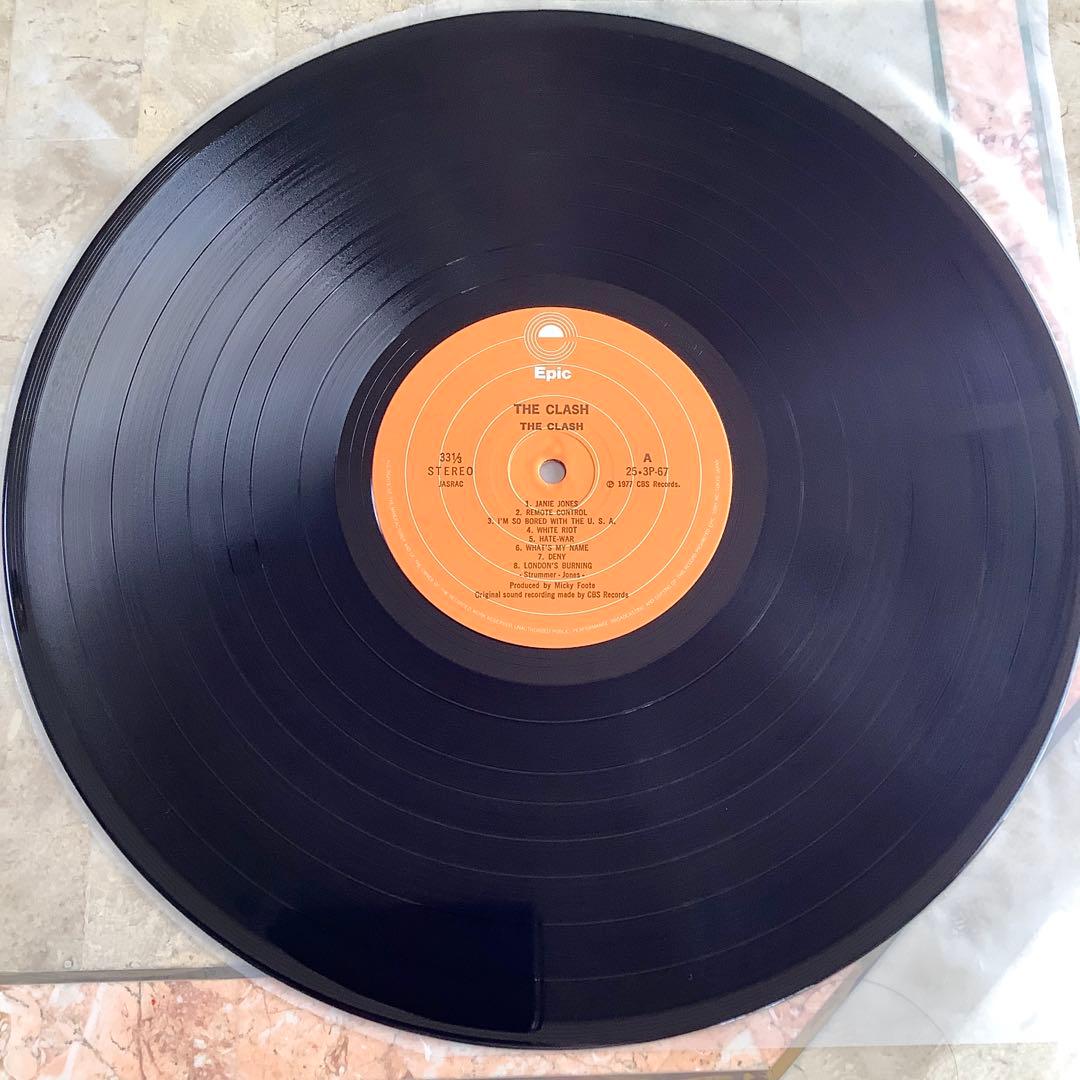 レコード新品同様! 1979年発売 帯付 ザ・クラッシュ 白い暴動 ストラマー