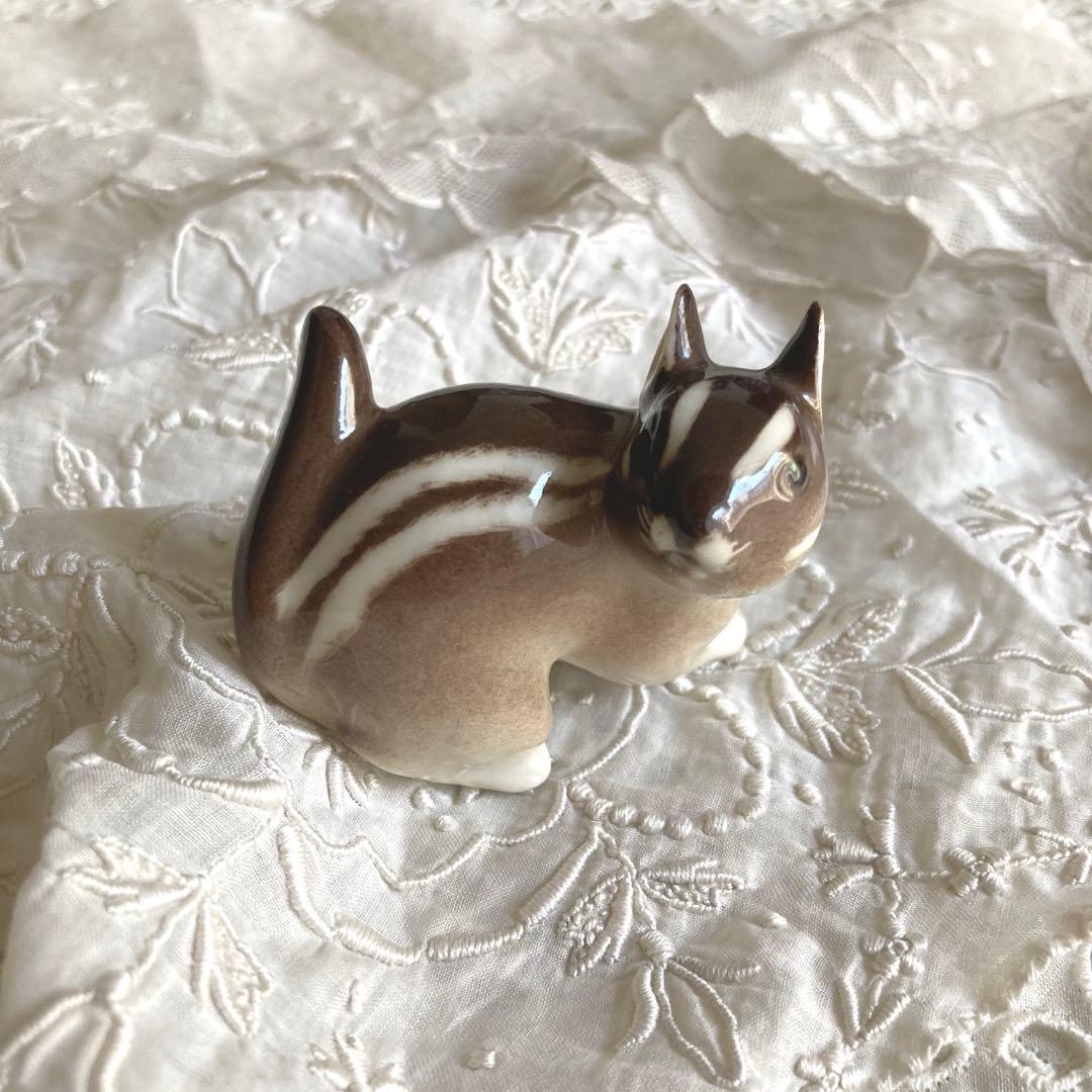 ロモノーソフ　フィギュリン（フィギュア)置物 りす　希少シマリス　お探しの方に♪
