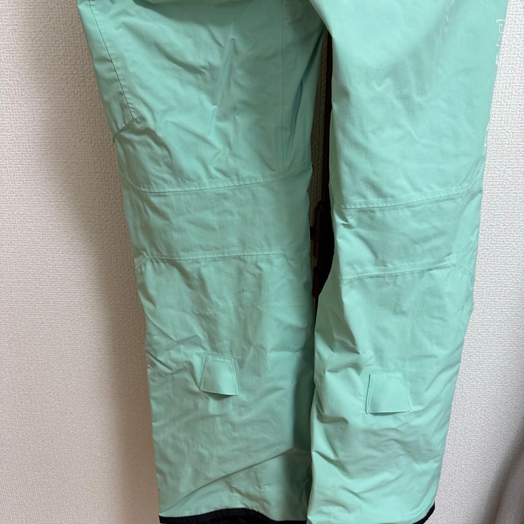 Burton [ak] Powder Mint Mサイズ 上下