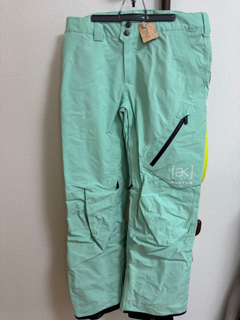 Burton [ak] Powder Mint Mサイズ 上下