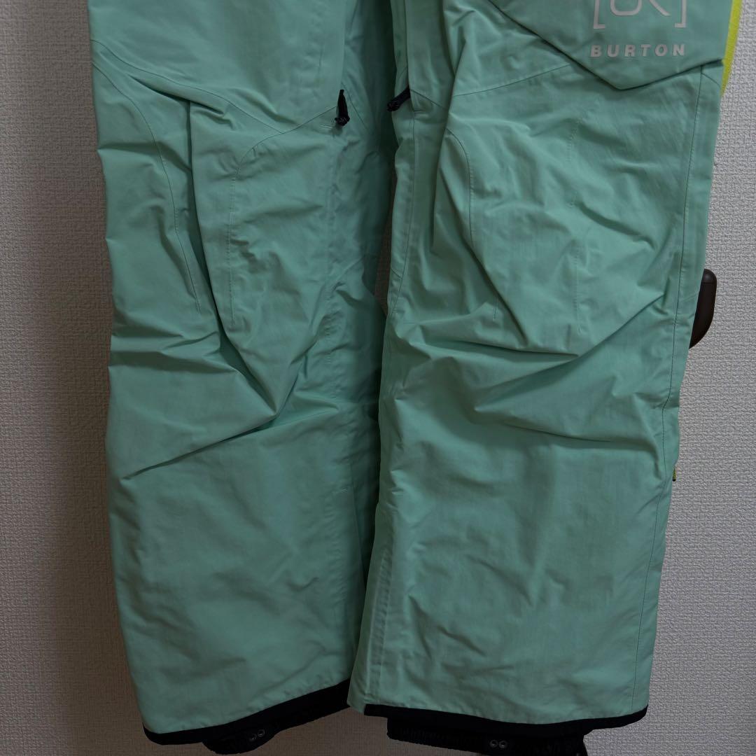 Burton [ak] Powder Mint Mサイズ 上下