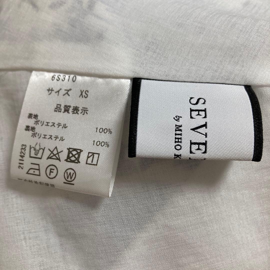 セブンテン　バイミホカワヒト　フラワープリントスカート