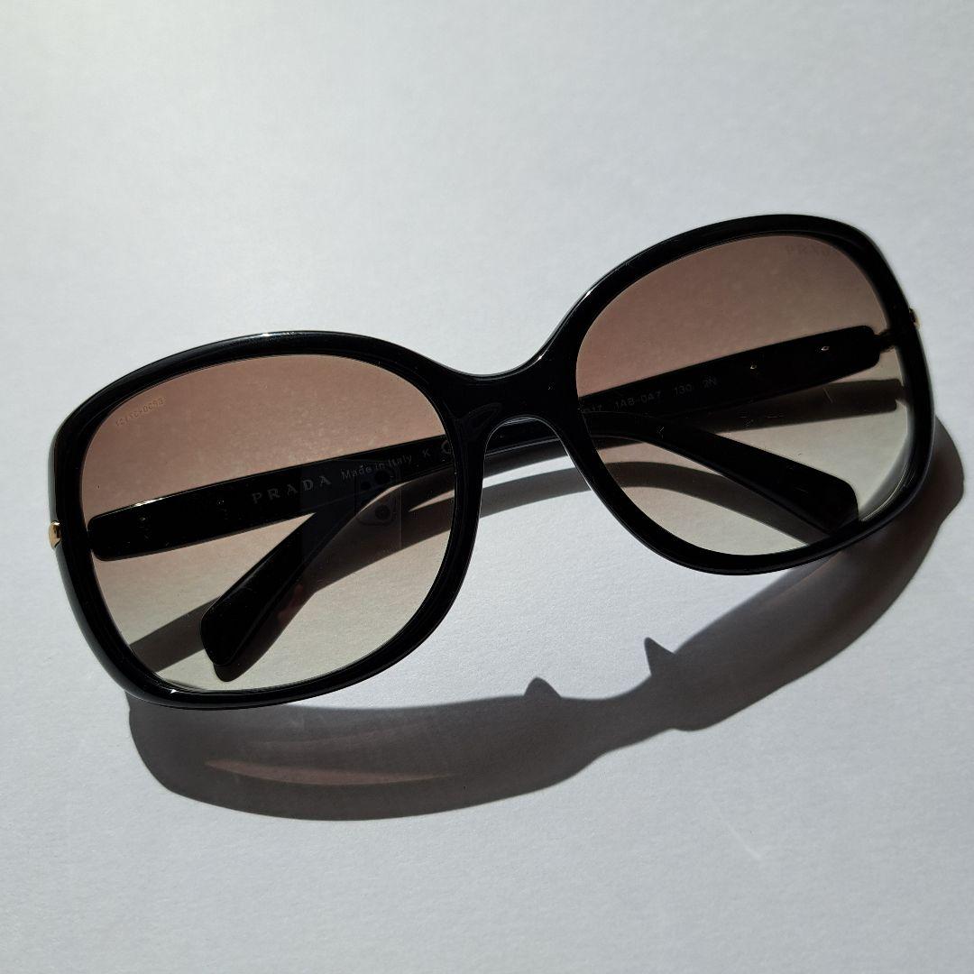 PRADA プラダ サングラス ブラック 黒 ゴールド SRP08O