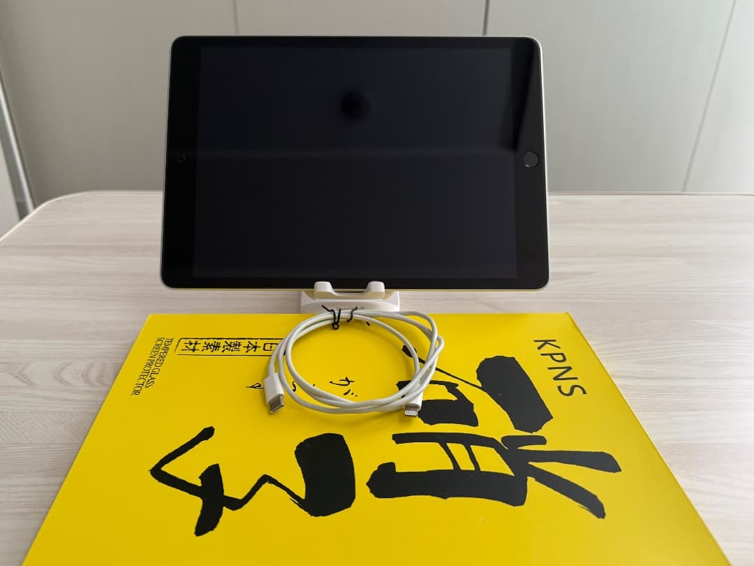 iPad 第9世代 64GB 美品 動作良好 フィルム付き