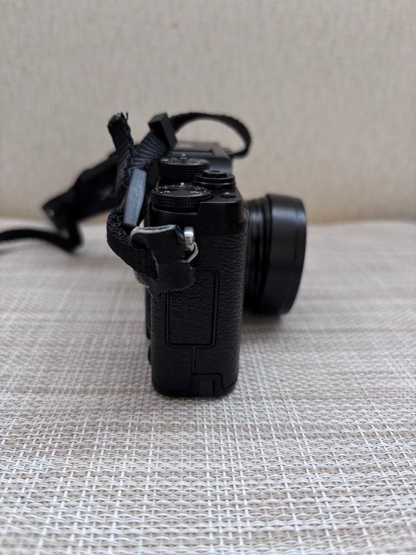 【美品】FUJIFILM X10 デジタルカメラ