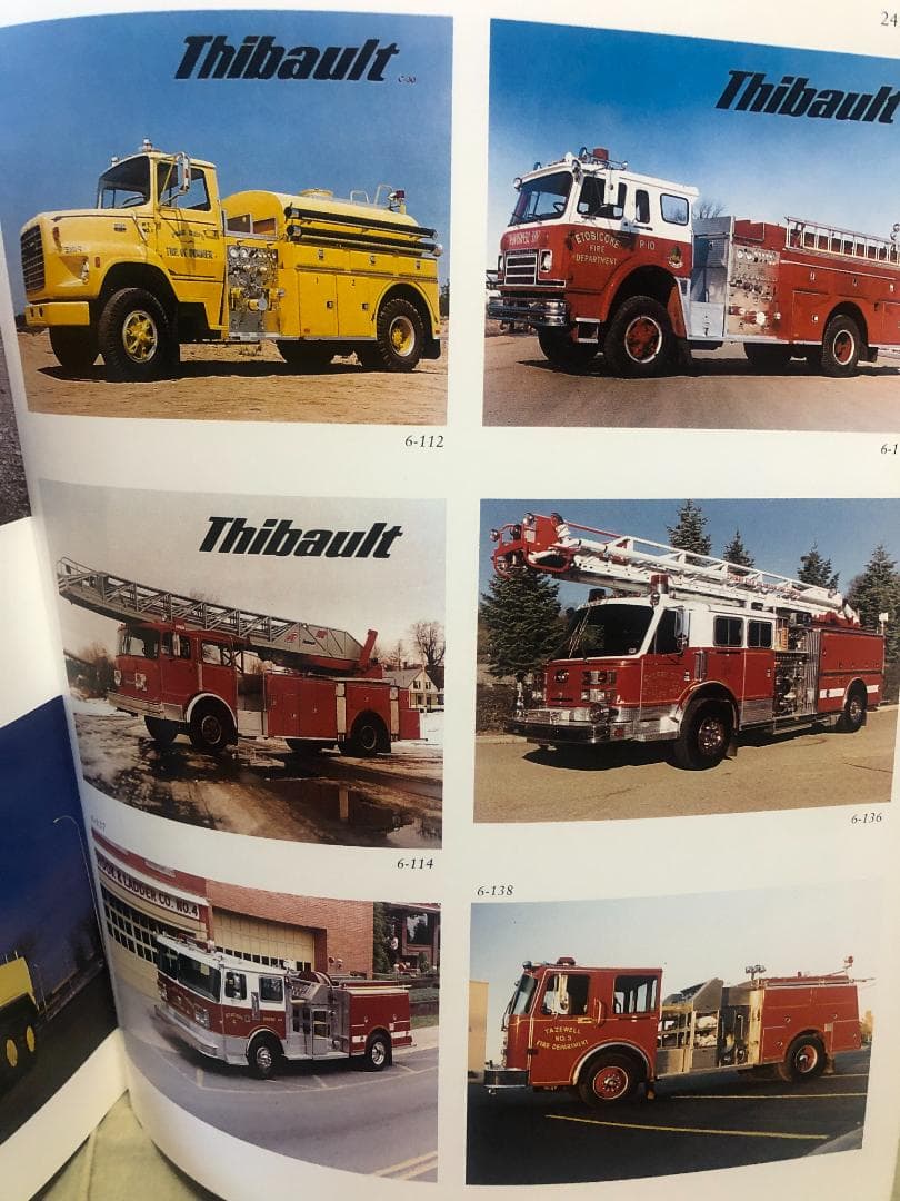 洋書 FIRE ENGINES IN NORTH AMERICA