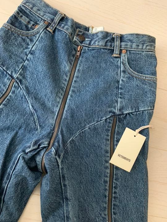 VETEMENTS × LEVI'S デニム ジーンズ